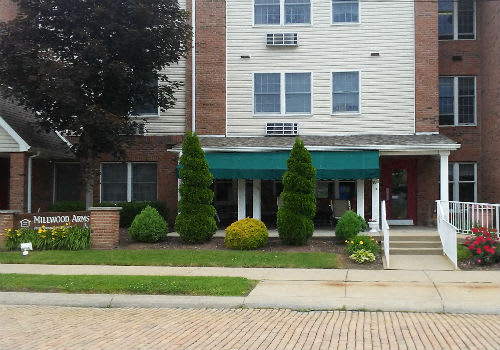 Millwood Arms (Bellwood) property